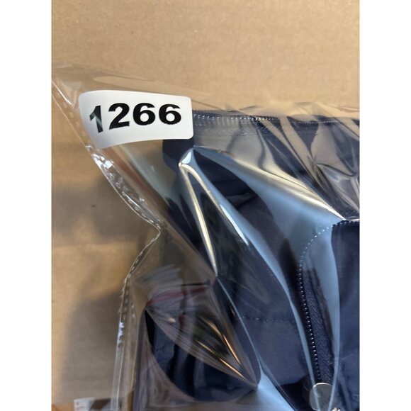 Yale Navy Blue Windbreaker Jacket With Zip Front & Elastic Cuffs XL - Picture 12 of 12